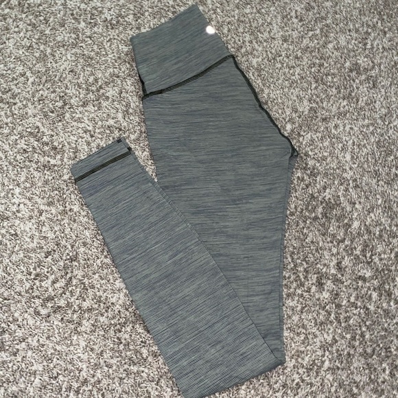 Lululemon Wunder Under Leggings - LUXTREME - Picture 1 of 1